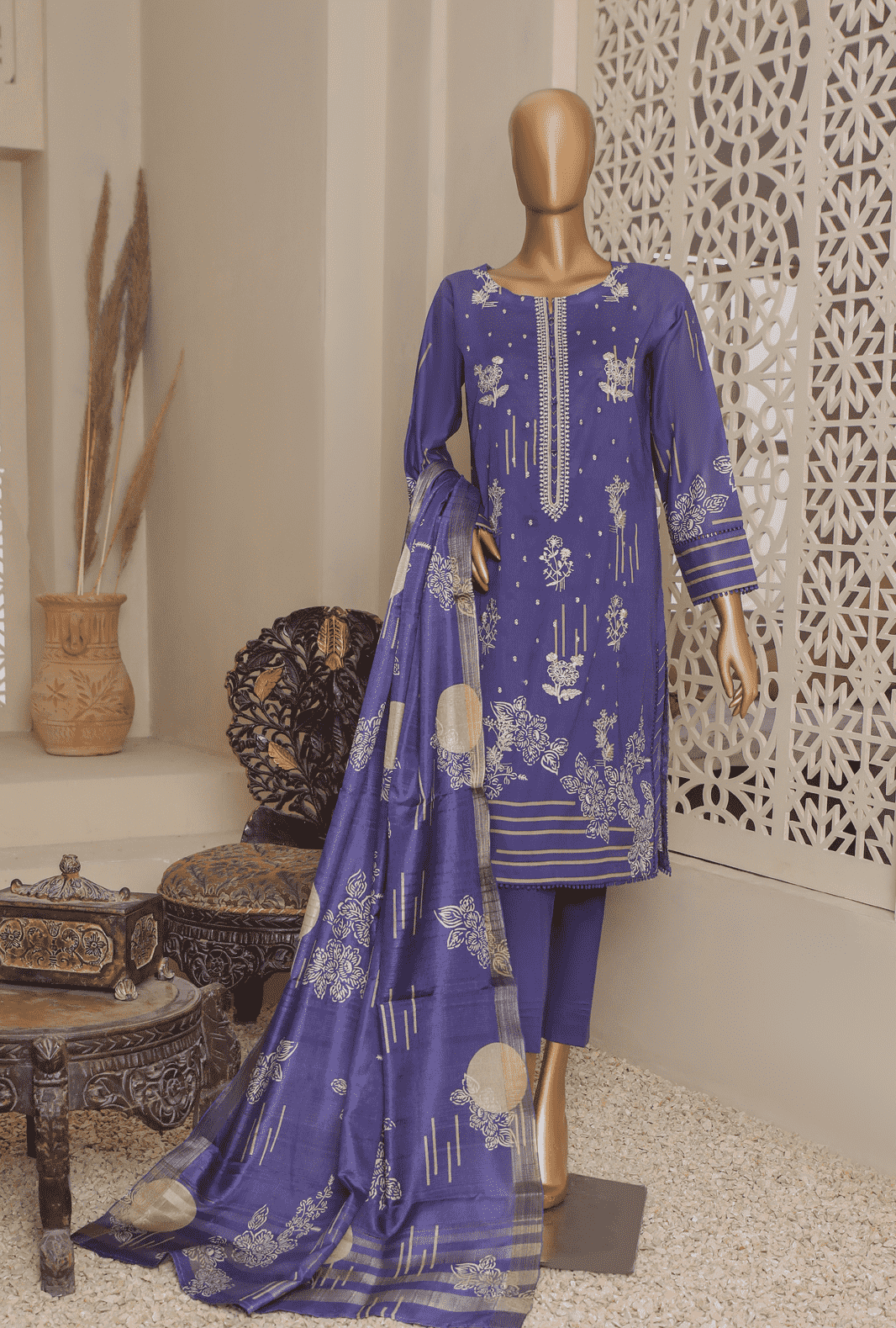 Organic Embroidered Collection by HZ Textile 3 Piece Lawn Suit OCE 18397- Summer Collection